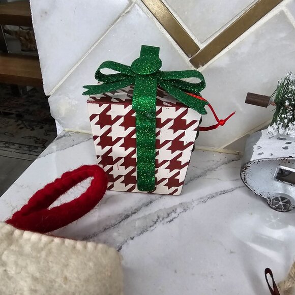 Christmas tree ornament lot santa Sled stocking monograms lighthouse camper - Picture 9 of 16